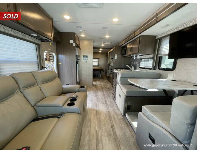 2022 Thor Freedom Traveler Ford F-53 A32 Class A at Go Play RV and Marine STOCK# a16738 Photo 11
