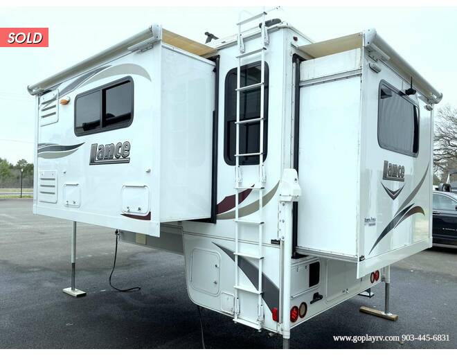 2016 Lance Long Bed 1172 Truck Camper at Go Play RV and Marine STOCK# 172373 Photo 5