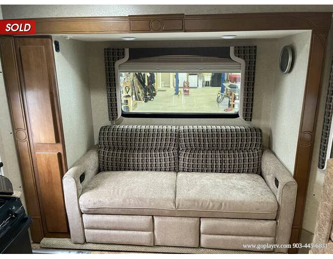 2016 Lance Long Bed 1172 Truck Camper at Go Play RV and Marine STOCK# 172373 Photo 23