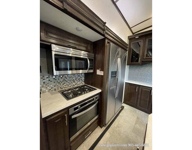 2018 Jayco North Point 387RDFS Fifth Wheel at Go Play RV and Marine STOCK# LZ0127 Photo 21